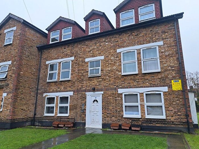 2 Bedroom Flat To Rent In Howard Road, London, SE25