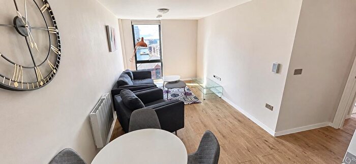 2 Bedroom Flat To Rent In Jesse Hartley Way, Liverpool, L3