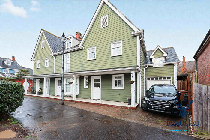 3 Bedroom End Of Terrace House To Rent In Burnell Gate, Beaulieu Park, CM1