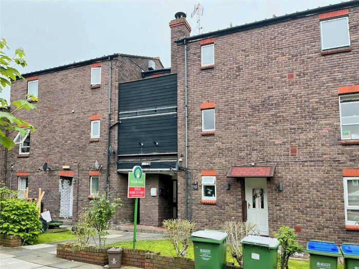 1 Bedroom Flat To Rent In Glimpsing Green, Erith, DA18