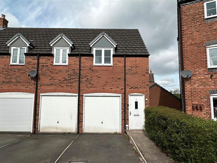 2 Bedroom Detached House For Sale In Agincourt Road, Lichfield, WS14