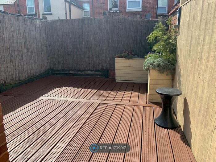 2 Bedroom Terraced House To Rent In Elm Park Road, Reading, RG30