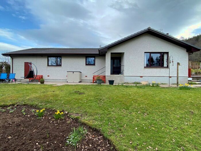 4 Bedroom Detached Bungalow For Sale In Heatherbell, Daviot East, Inverness, IV2