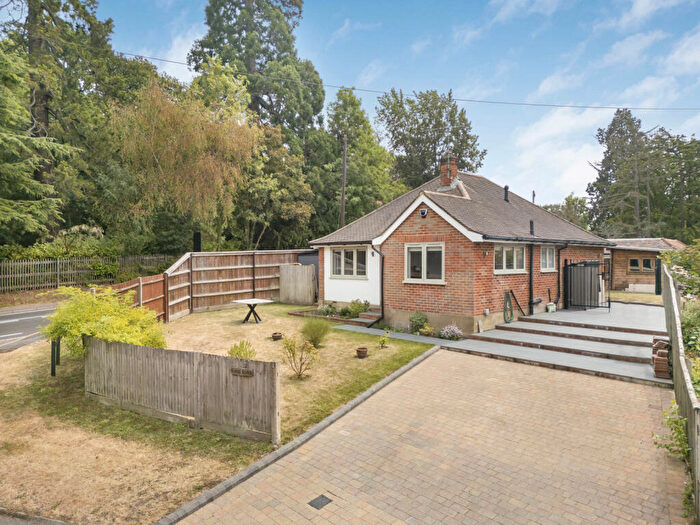 2 Bedroom Bungalow For Sale In Pump Lane, Ascot, Berkshire, SL5