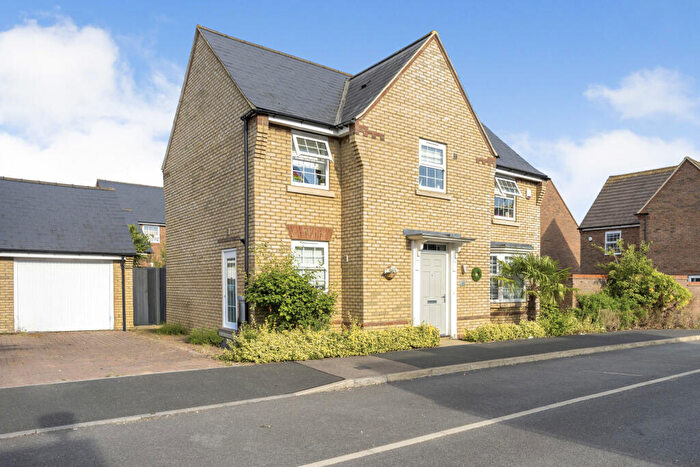 4 Bedroom Detached House To Rent In Blackbeard, Brooklands, Milton Keynes, MK10