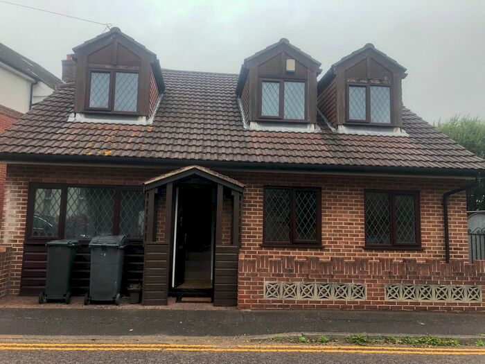 4 Bedroom Property To Rent In Southville Road, Southbourne, Bournemouth, BH5