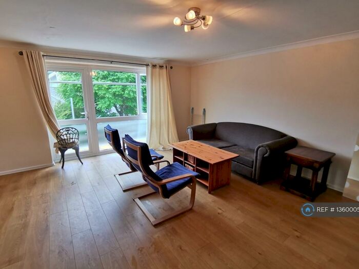 2 Bedroom Flat To Rent In Retford House, Bath, BA2