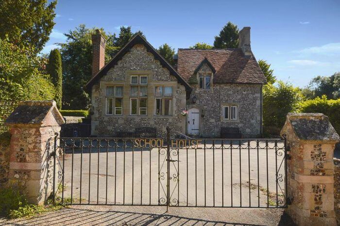 4 Bedroom Detached House For Sale In School House, Cholderton ***Annexe***, SP4