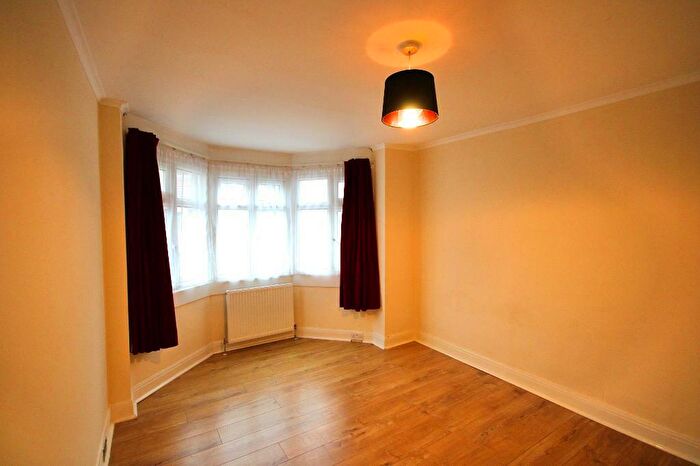 5 Bedroom End Of Terrace House To Rent In Sunleigh Road, Wembley, Middlesex, HA0