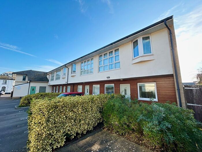 2 Bedroom End Of Terrace House To Rent In Longfleet Road, Poole, BH15