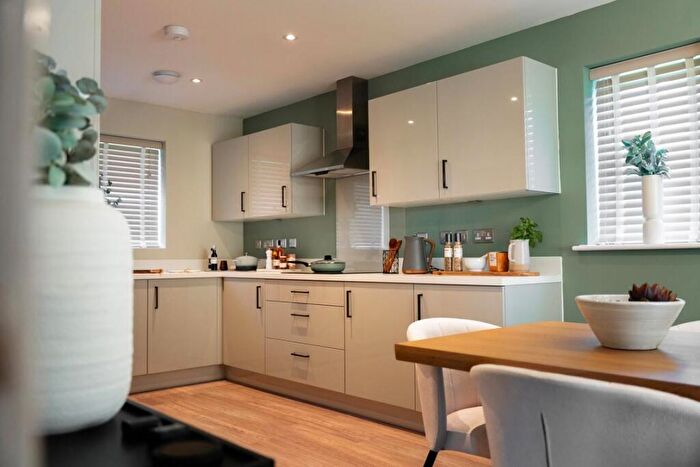 4 Bedroom Detached House For Sale In Shillingford Road, Alphington, Exeter, EX2