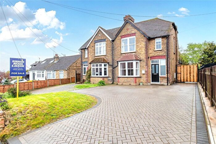 3 Bedroom Semi-Detached House To Rent In Oak Lane, Upchurch, Sittingbourne, Kent, ME9