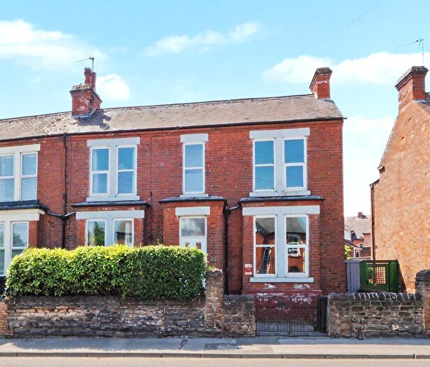 3 Bedroom Semi Detached House For Sale In Station Road, Carlton, Nottingham, NG4