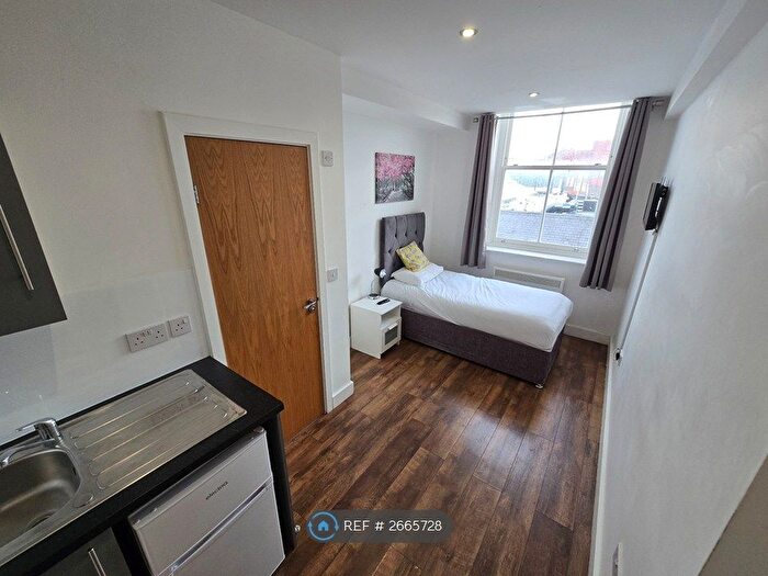 Studio To Rent In The Webberley, Stoke-On-Trent, ST1