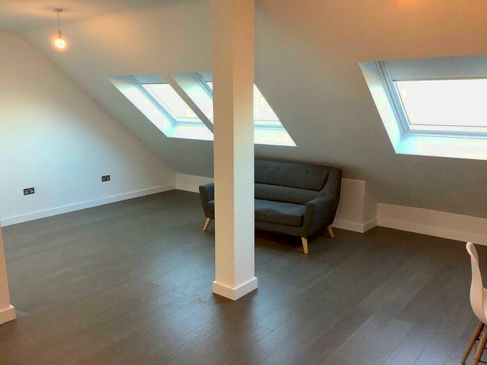 3 Bedroom Flat To Rent In Tregenna Fields, Camborne, Cornwall, TR14