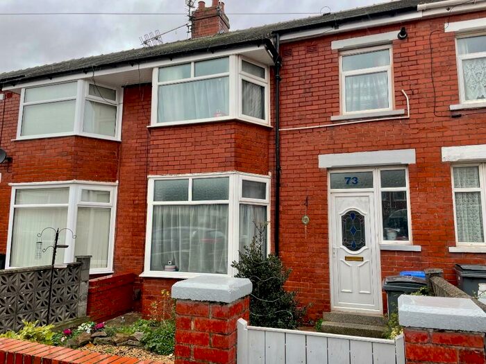 Houses for sale & to rent in FY4 1RQ, Stonycroft Place, Squires Gate