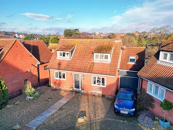 2 Bedroom Detached House For Sale In Pannett Way, Whitby, YO21