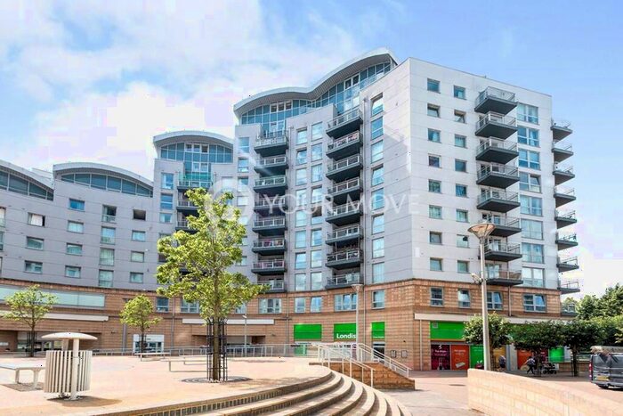 2 Bedroom Flat To Rent In Alencon Link, Basingstoke, Hampshire, RG21