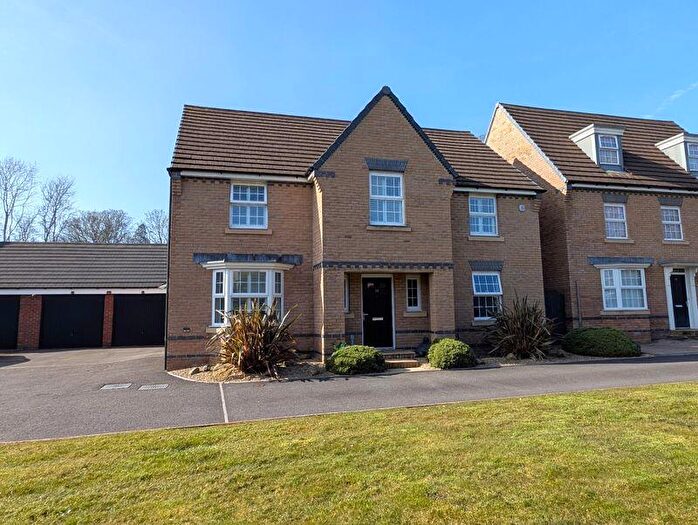 4 Bedroom Detached House For Sale In Ty'n-Y-Gollen Court, Old St. Mellons, Cardiff, CF3