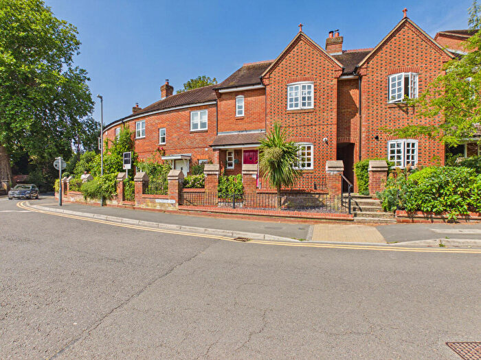 3 Bedroom Terraced House To Rent In Malthouse Way, Marlow, Buckinghamshire, SL7