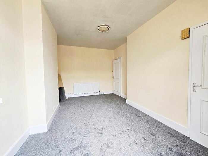 1 Bedroom Flat To Rent In Whyteville Road, London, E7