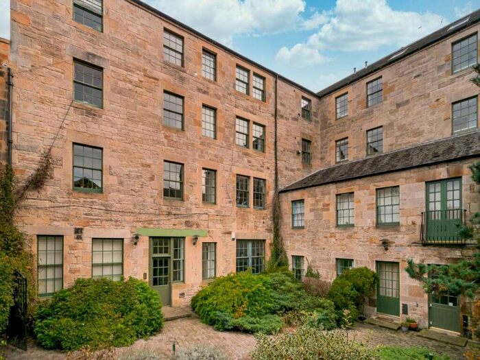 2 Bedroom Flat To Rent In Constitution Street, Leith, Edinburgh, EH6