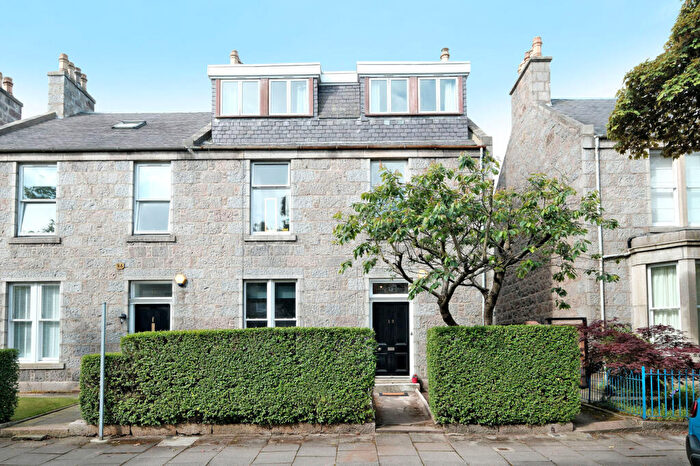 2 Bedroom Flat For Sale In Brighton Place, Ashley, Aberdeen, Aberdeen City, AB10