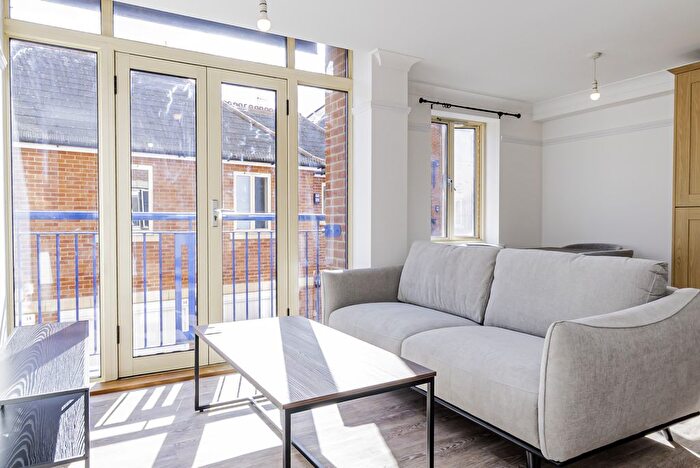2 Bedroom Flat To Rent In Westwick, Street, Norwich, NR2