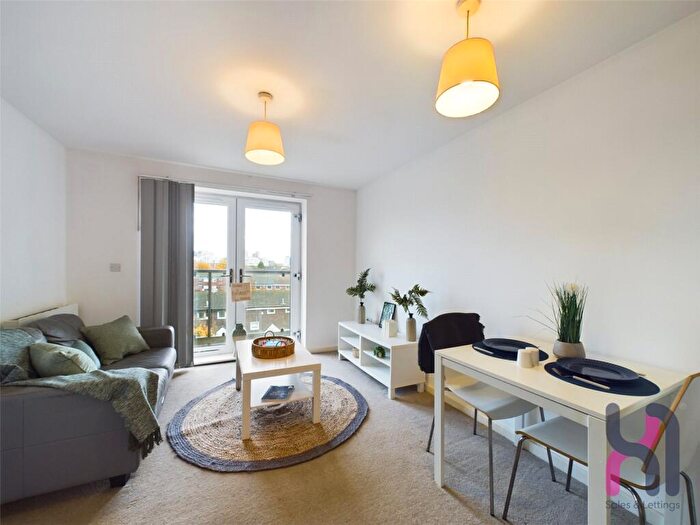 1 Bedroom Flat To Rent In Spinner House, A Elmira Way, Salford, M5