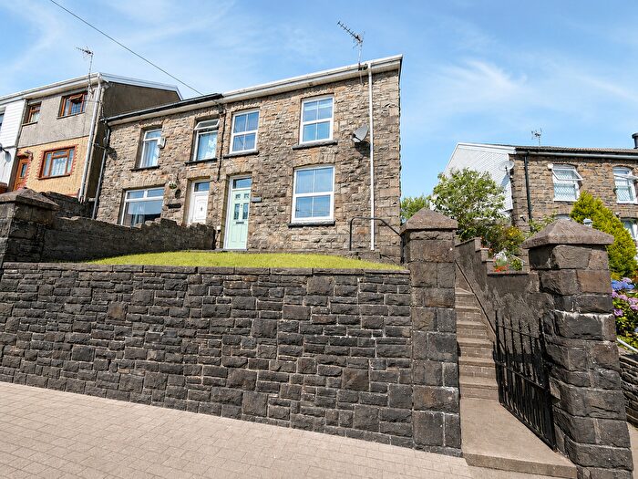3 Bedroom End Of Terrace House For Sale In Church Terrace, Penrhiwfer, Tonypandy, CF40