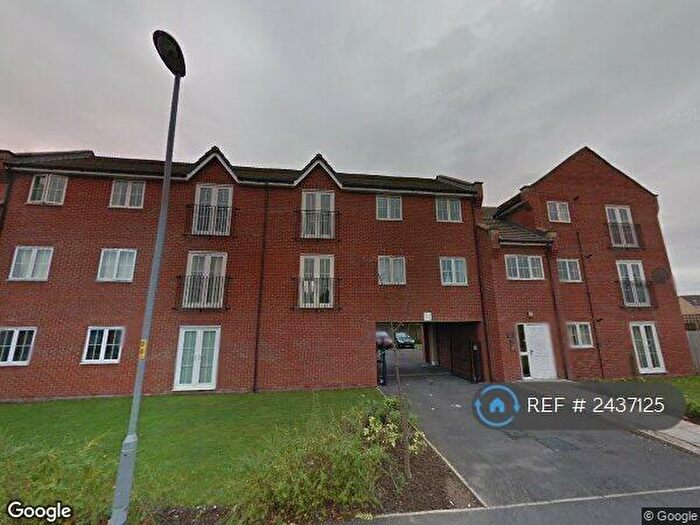 2 Bedroom Flat To Rent In Rawsthorne Avenue, Manchester, M18
