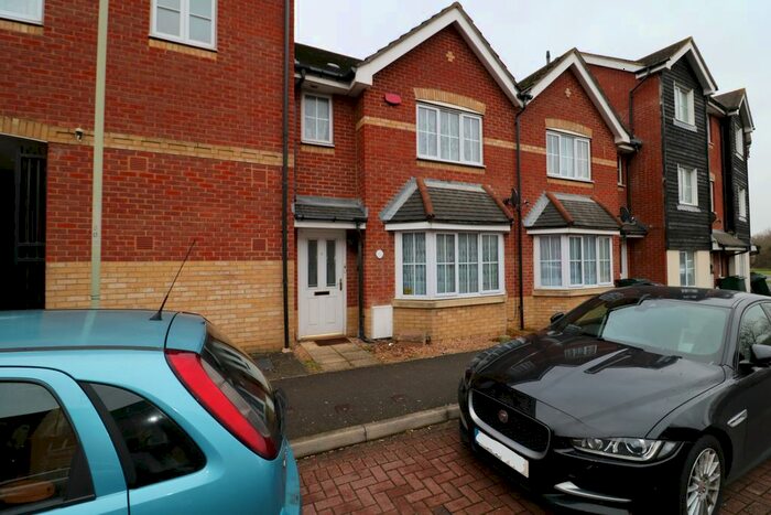 3 Bedroom Terraced House To Rent In Fairview Drive, Ashford, TN24