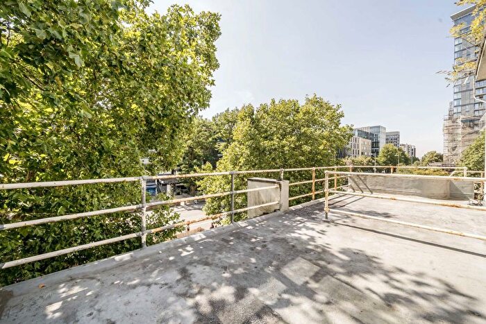 2 Bedroom Flat For Sale In Uxbridge Road, Ealing, W5