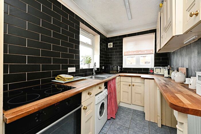 2 Bedroom Semi-detached Bungalow For Sale In Aylmer Drive, Tilney St. Lawrence, King's Lynn, PE34