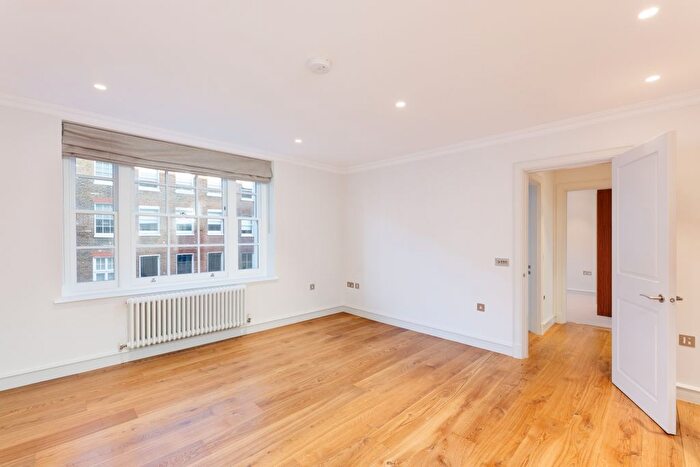 1 Bedroom Flat To Rent In Upper Berkeley Street, London, W1H