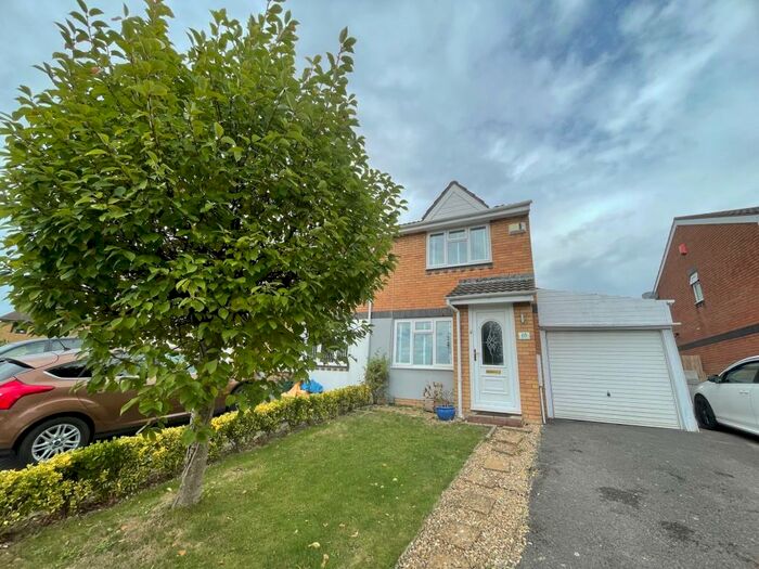 2 Bedroom House To Rent In Brookfield Avenue, Barry, CF63