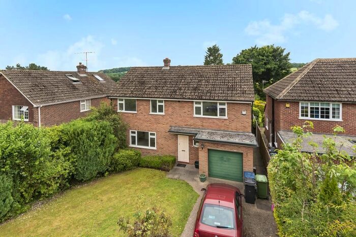 4 Bedroom Detached House To Rent In Hughenden Avenue, High Wycombe, HP14