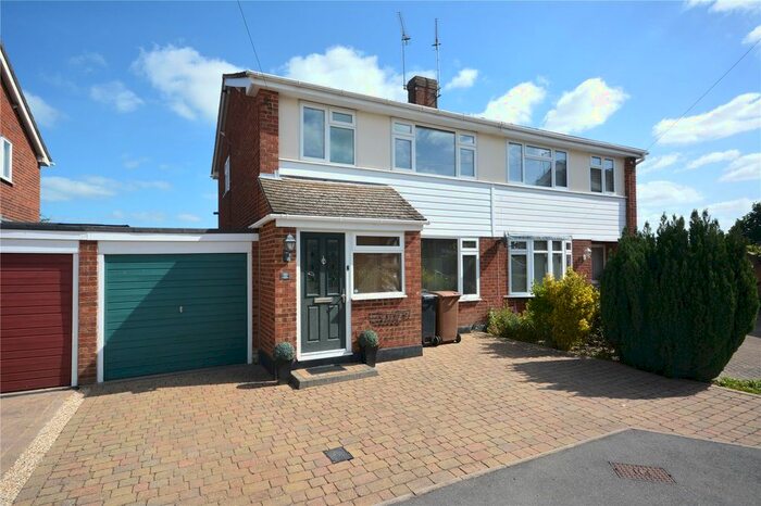 3 Bedroom Semi-Detached House To Rent In Longshots Close, Broomfield, Chelmsford, CM1