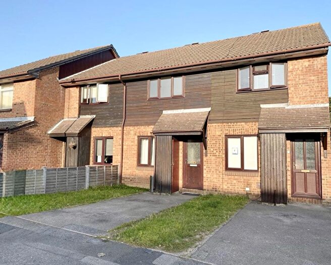2 Bedroom Terraced House To Rent In Celandine Avenue, Locks Heath, Southampton, SO31