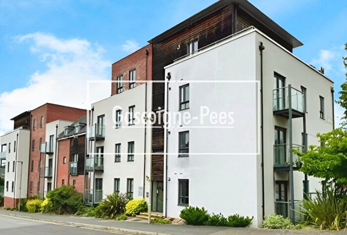 2 Bedroom Apartment To Rent In Sinclair Drive, Basingstoke, RG21