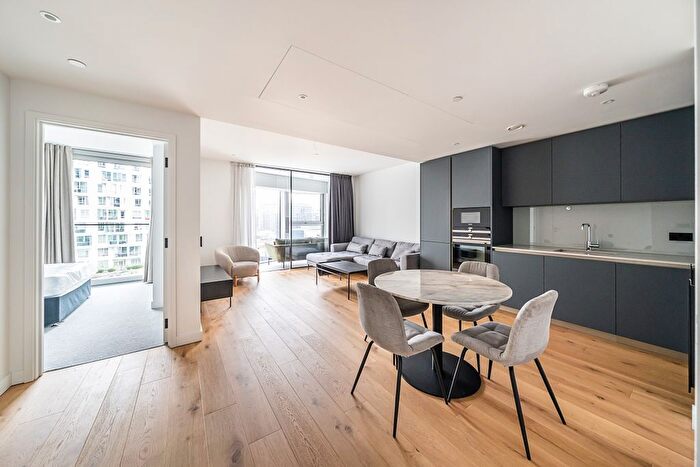 1 Bedroom Flat To Rent In Electric Boulevard, London, SW11