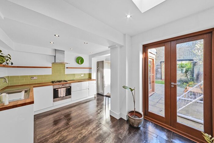 2 Bedroom End Terrace House To Rent In Pelton Road, London, SE10