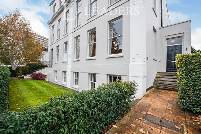 2 Bedroom Apartment To Rent In Bath Road, Cheltenham, GL53