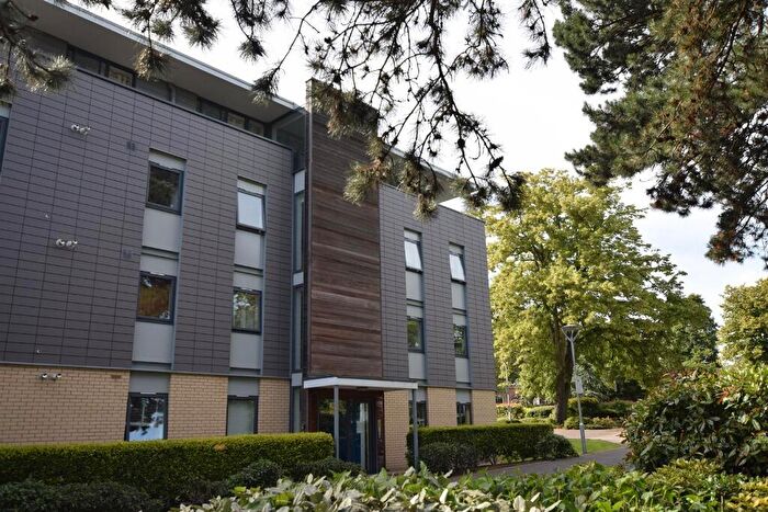 2 Bedroom Flat To Rent In Newsom Place, St Peters Road, St Albans, AL1