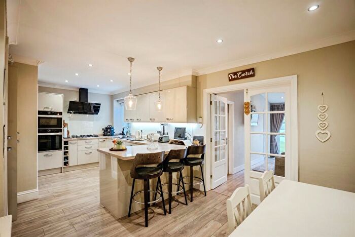 3 Bedroom Terraced House For Sale In Mathern Road, Bulwark, Chepstow, NP16