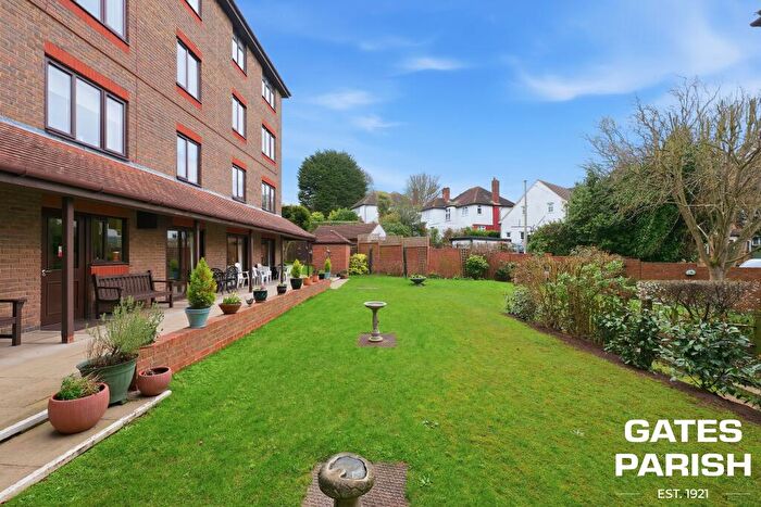 1 Bedroom Flat For Sale In Primrose Court, White Lyon Road, Brentwood, CM14