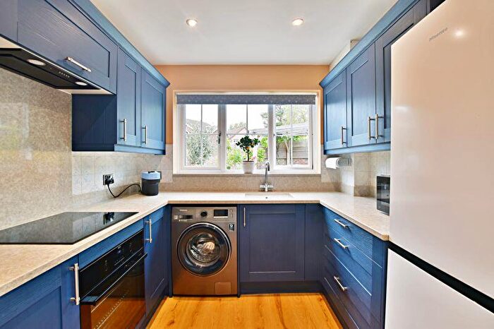 3 Bedroom Detached House For Sale In Mallard Close, Lincoln, LN6
