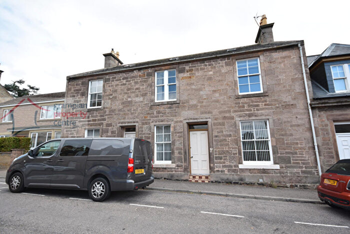 6 Bedroom Semi-Detached House For Sale In South Guildry Street, Elgin, IV30
