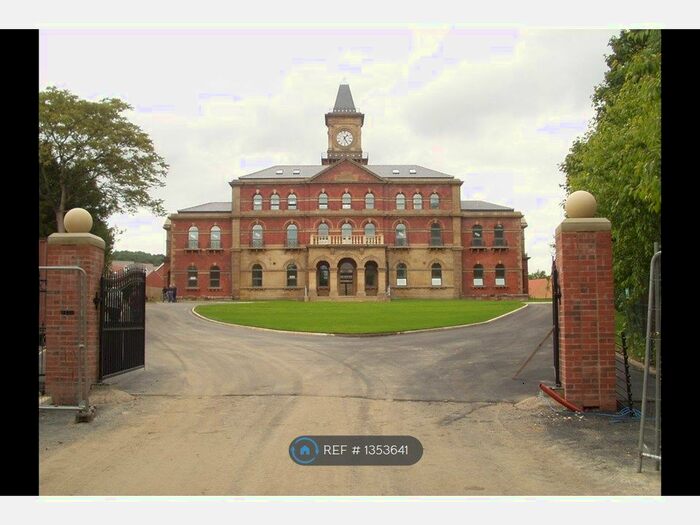 2 Bedroom Flat To Rent In Middlewood Lodge, Sheffield, S6