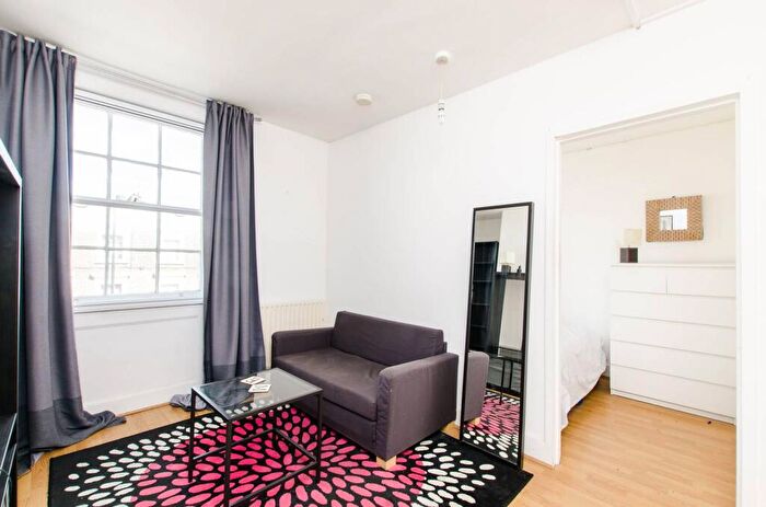 1 Bedroom Flat For Sale In Camden Street, Camden Town, London, NW1
